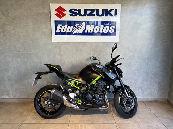 KAWASAKI Z900 KAWASAKI Z900